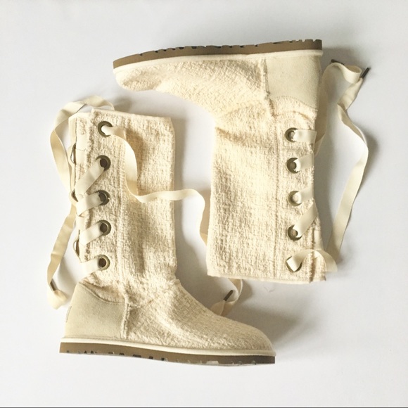 UGG Shoes - Ugg NWOB heirloom Lace up boots in ivory